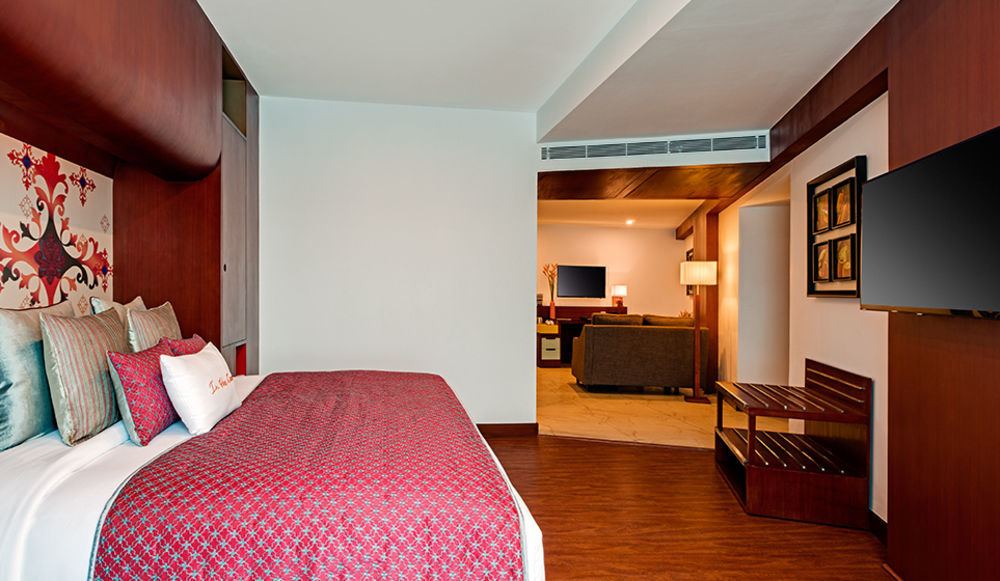 Hotel Zone By The Park, Orr, 4*